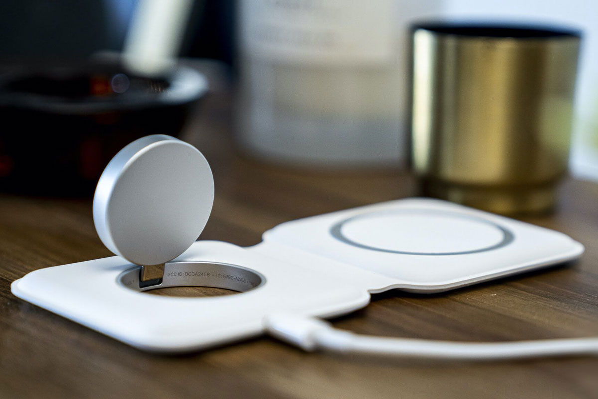 Apple MagSafe Duo