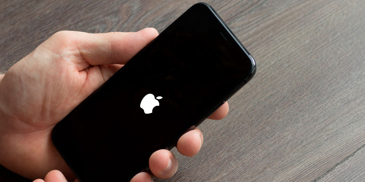 iPhone 13 зависает или зависает на черном экране