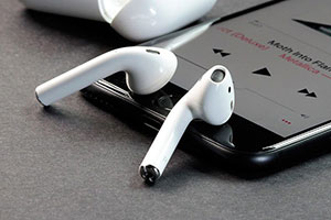 AirPods 2 выйдут только осенью