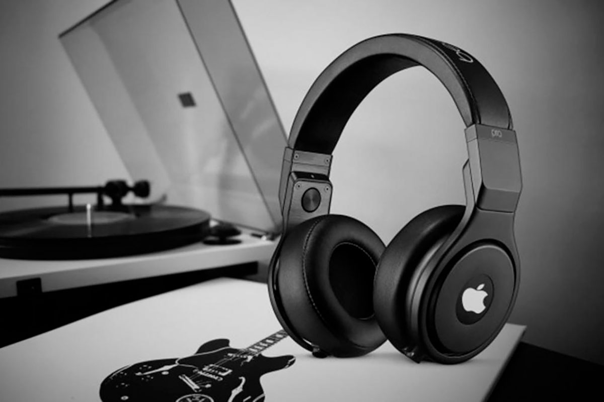 Apple готовится к выходу AirPods Studio и HomePod mini