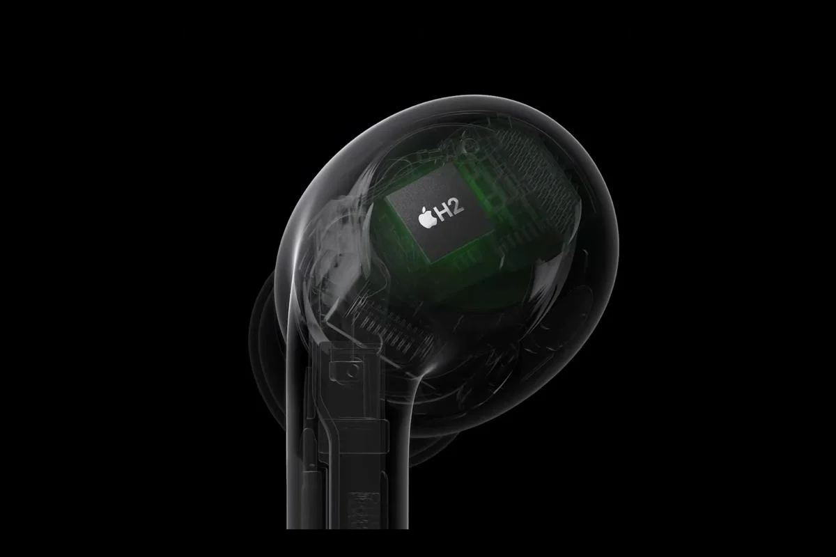 Apple анонсувала AirPods Pro 2