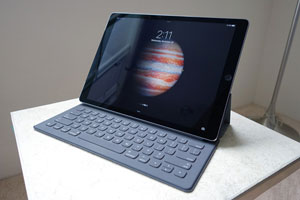 Apple Smart Keyboard для iPad Pro отримає сенсорний екран