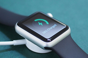 Часы Apple Watch 2 получат улучшенную батарею