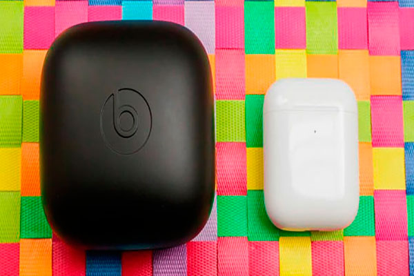 Powerbeats Pro лучше, чем AirPods 2