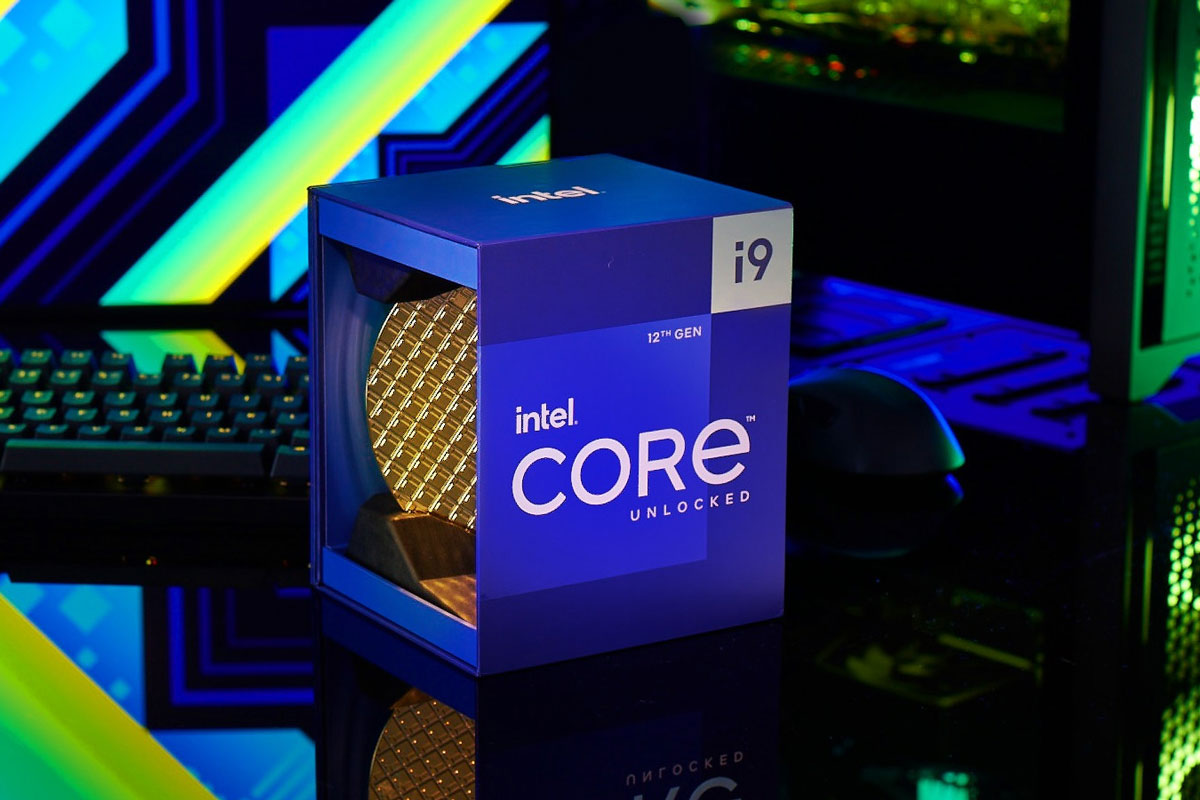 Чіпи Intel Alder Lake швидше за M1 Max і споживають більше енергії
