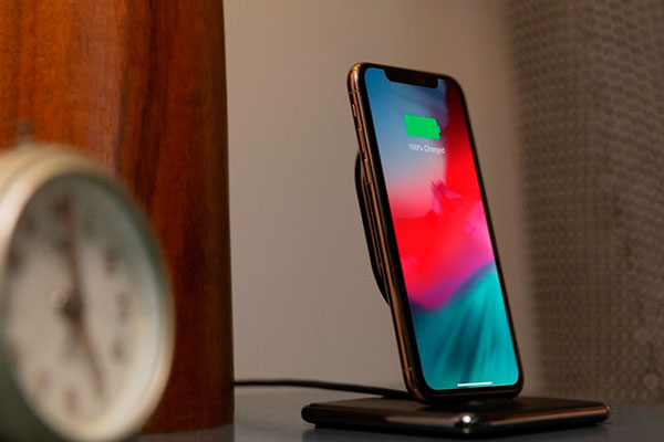 TwelveSouth представили док-станцию HiRise Wireless Stand