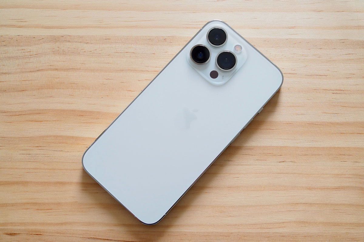 В iOS 15.2 beta 2 добавлена кнопка макро iPhone 13 Pro