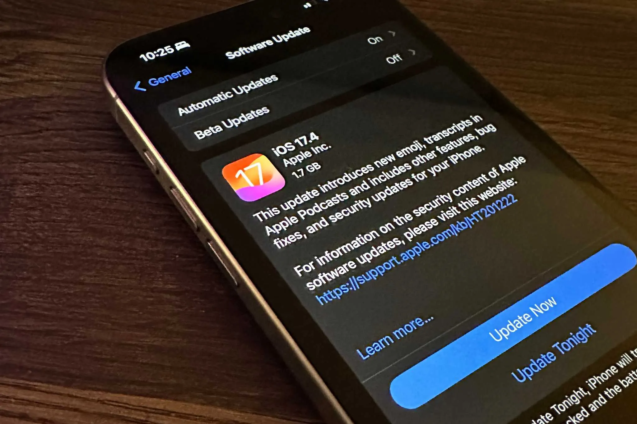 Три причины обновиться до iOS 17.4 прямо сейчас