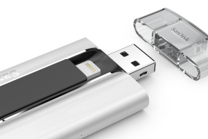 SanDisk представляє USB-накопичувач iXpand з розьемом Lightning