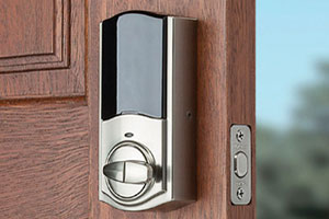 Смарт-замок Kwikset Kevo Convert уже доступен для предзаказа