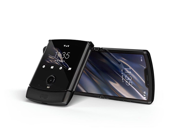 Розбір Motorola Razr показав низьку ремонтопридатність смартфона