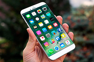 В сети появились свежие фото прототипа iPhone 8