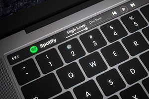 Рендеры обновленной клавиатуры Apple Magic Keyboard со встроенным Touch Bar
