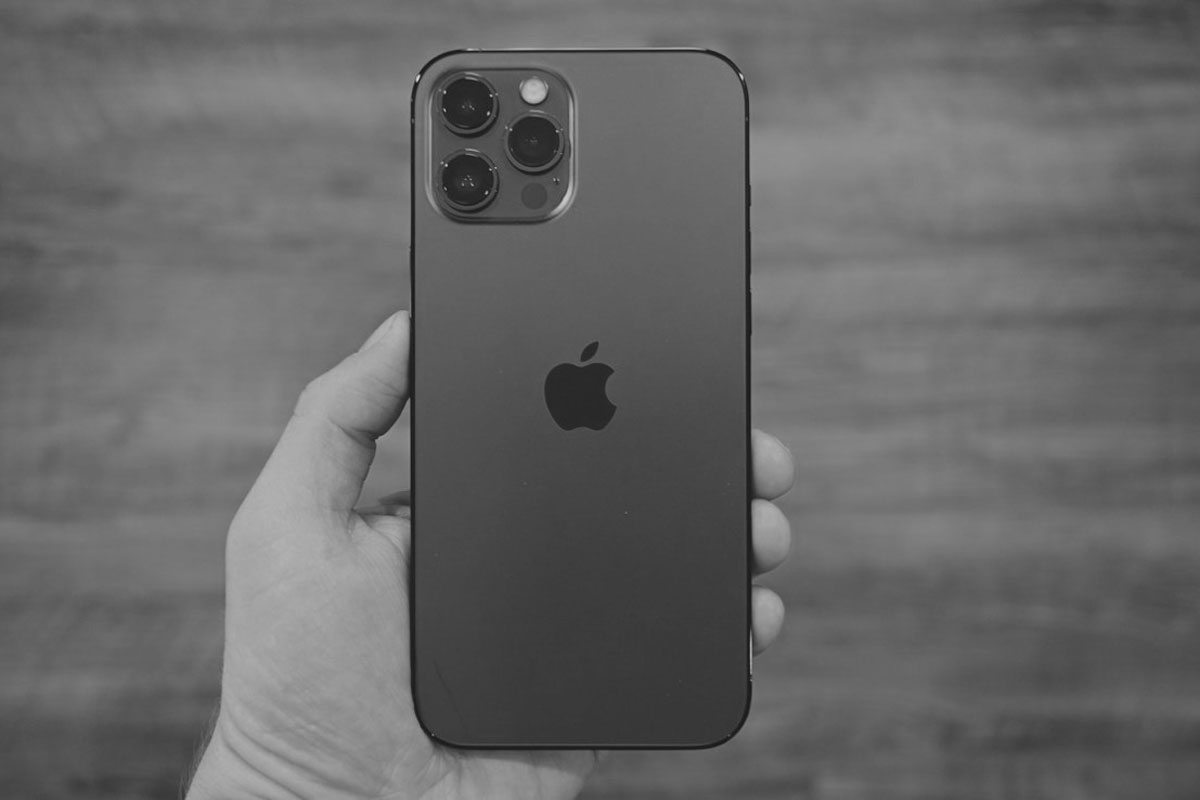 У мережі з'явився макет нового iPhone 13 Pro