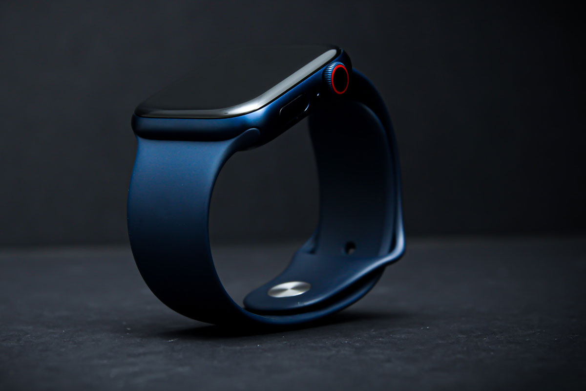 В 2022 году выйдет три версии новых Apple Watch 8