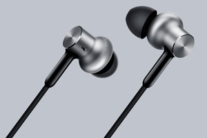 Xiaomi представила обновленные наушники Piston Pro