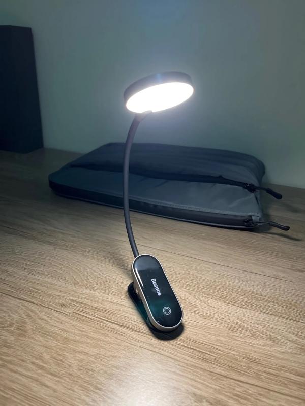 Світлодіодна лампа USB для читання, на прищепці, з акумулятором, до 5 годин роботи | Baseus Reading Lamp живе фото від покупця - 1
