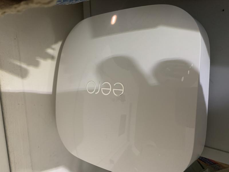 Маршрутизатор Wi-Fi Eero Pro 6e Apple HomeKit (1-pack) живое фото от покупателя - 1