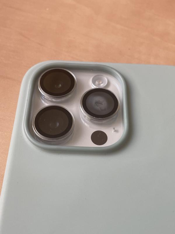 Захисне скло для камери ESR Camera Lens Protector 3-Pack для iPhone 14 Pro | 14 Pro Max живе фото від покупця - 3