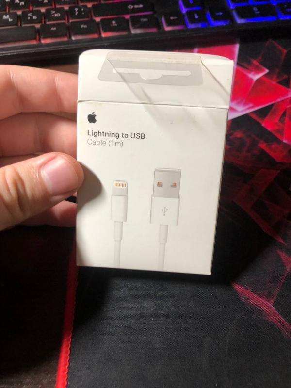 Кабель Apple Lightning to USB 1m (MD818) живе фото від покупця - 1