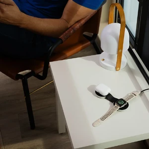 Портативная док-станция MagSafe 2-в-1 TwelveSouth ButterFly для iPhone | AirPods | Apple Watch - Фото 7