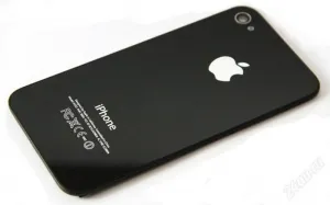 Задняя панель для iPhone 4 в Сумах