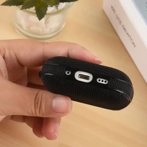 Чохол з карабіном iLoungeMax Nylon Case Red для AirPods Pro 3 - Фото 3
