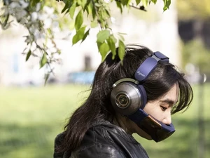 Наушники Dyson Zone с ANC и очисткой воздуха - Фото 4