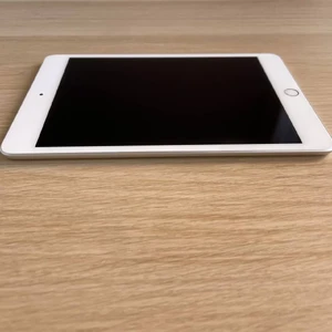 б/у Apple iPad Mini 5 (2019) Wi-Fi 64Gb Silver (MUQX2) - Фото 8