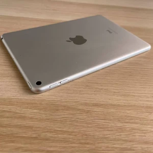 б/у Apple iPad Mini 5 (2019) Wi-Fi 64Gb Silver (MUQX2) - Фото 9