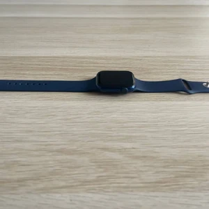 б/у Смарт-часы Apple Watch Series 6 GPS, 44mm Blue Aluminum Case with Deep Navy Sport Band (M00J3) - Фото 7