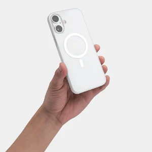 Ультра-тонкий чохол iLoungeMax Soft Touch MagSafe Frosted Clear для iPhone 16 - Фото 6