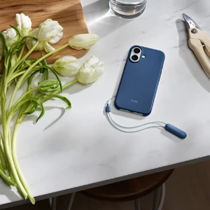 Чохол зі шнурком-підставкою Beats Kickstand Case with MagSafe and Camera Control Bedrock Blue для iPhone 17 - Фото 5