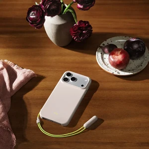 Чехол со шнурком-подставкой Beats Kickstand Case with MagSafe and Camera Control Lime Stone для iPhone 17 Pro Max - Фото 5