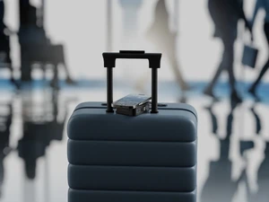 Портативний зарядний пристрій MagSafe P3 PRO з підтримкою швидкої зарядки Qi2 та 3 поратми USB - Фото 4
