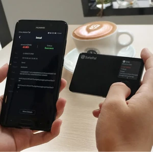 Аппаратный бесконтактный холодный оффлайн криптокошелек SafePal S1 с дисплеем, USB-C, батареей 400 мАч и генератором случайных чисел - Фото 6