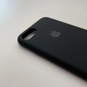 Силіконовий чохол iLoungeMax Silicone Case Black для iPhone SE 3 | SE 2 | 8 | 7 OEM - Фото 5