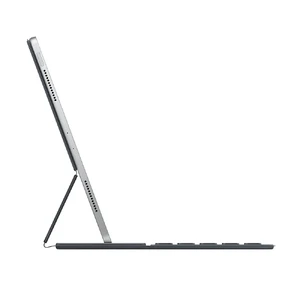Черный чехол-клавиатура Apple Smart Keyboard Folio (MU8G2) для iPad Pro 11" - Фото 2