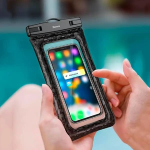 Універсальний водонепроникний чохол Baseus Waterproof Bag Black для смартфонів до 6" - Фото 7