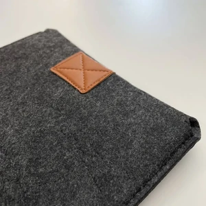 Чохол з повсті iLoungeMax Felt Case Dark Grey для MacBook 12" - Фото 5