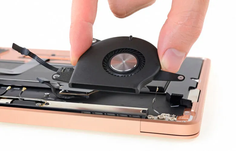 Чистка термопасти MacBook Pro 15"Retina (2012-2015) А1398