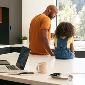 Док-станция MagSafe Belkin 3-в-1 BoostCharge Pro Charging Pad White 15W с Qi2 для iPhone | Apple Watch | AirPods - Фото 8