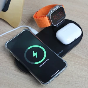 Док-станция Mcdodo 3 in 1 Magnetic Wireless Charger MagSafe 15W Black для iPhone | AirPods | Apple Watch - Фото 3