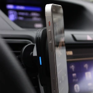 Магнітний автотримач з бездротовою зарядкою ESR HaloLock MagSafe для iPhone 15 | 14 | 13 | 12 - Фото 6