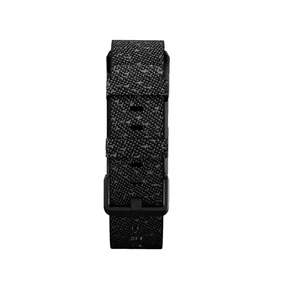 Фитнес-трекер Fitbit Charge 4 Granite Reflective Woven - Фото 4