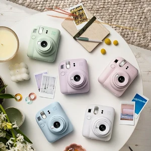 Фотокамера миттєвого друку Fujifilm Instax Mini 12 Pastel Blue - Фото 7