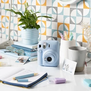 Фотокамера миттєвого друку Fujifilm Instax Mini 12 Pastel Blue - Фото 6