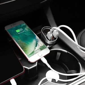 Автозарядка з дисплеєм HOCO Z29 Regal Dual USB - Фото 9