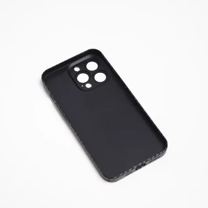 Защитный чехол iLoungeMax Carbon Fiber Pattern Case MagSafe Black для iPhone 13 Pro - Фото 3
