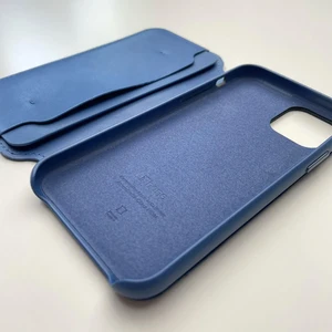 Кожаный чехол-бумажник iLoungeMax Leather Folio Cosmos Blue для iPhone 11 Pro OEM - Фото 5